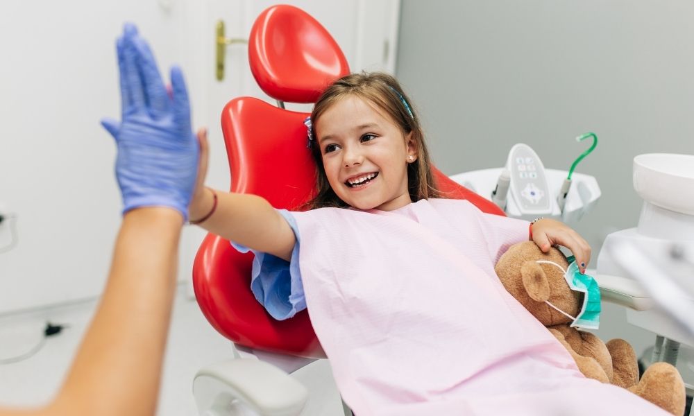 How To Help a Child With Autism Through a Dentist Visit