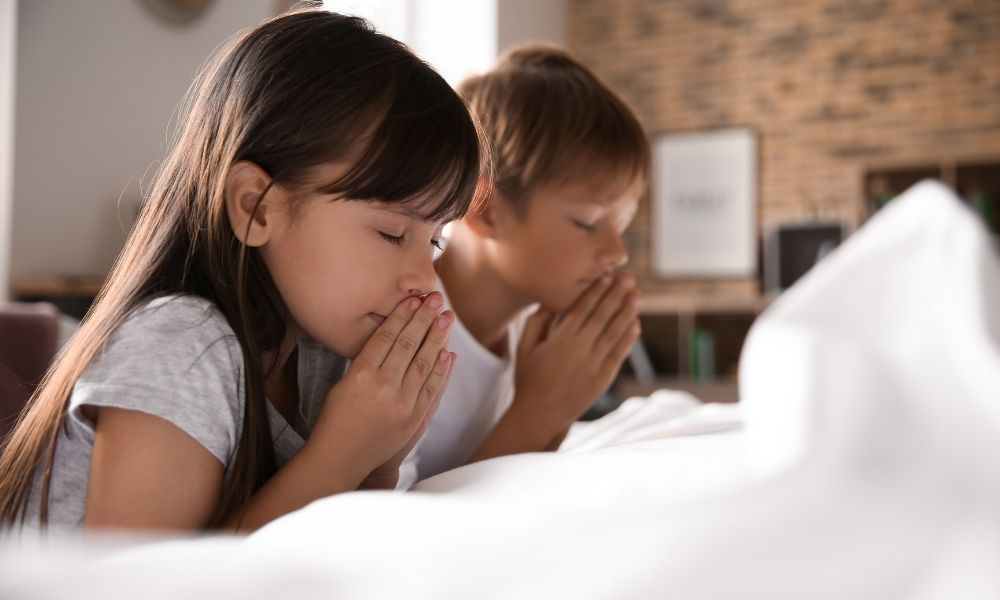 Growing in Faith: Teaching Your Children How To Pray