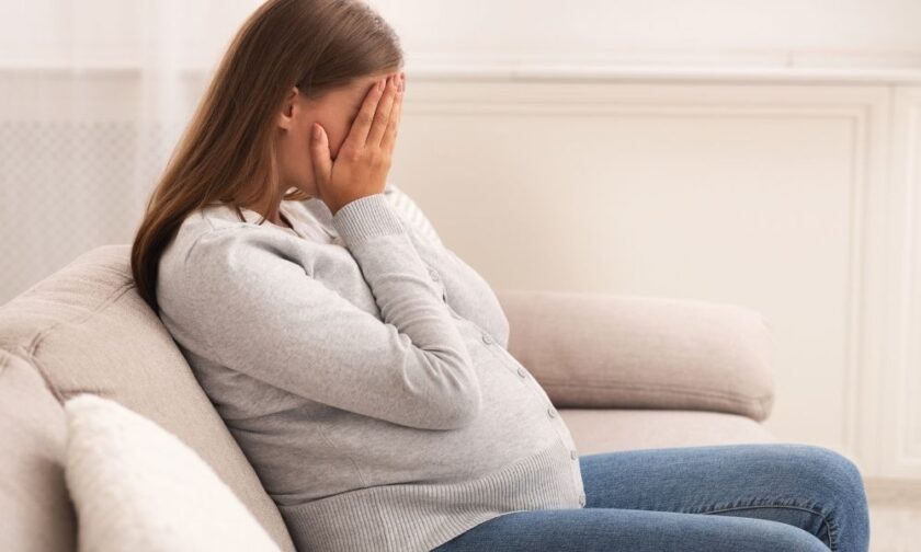 How To Handle Pregnancy Fears in a Healthy Way